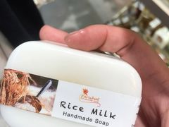 -王权免税店(廊曼机场店)