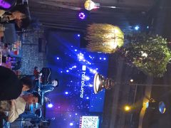 -胡桃里乐队酒馆(鎏嘉码头店)