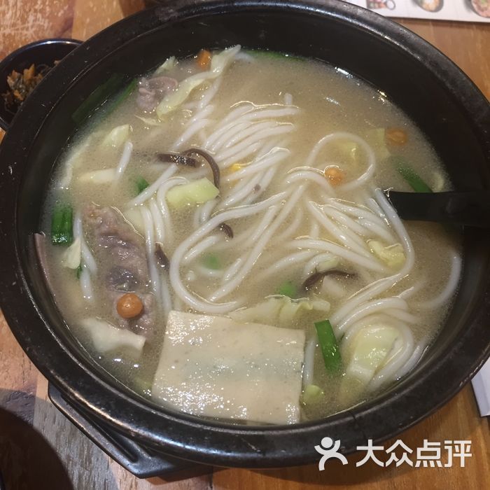 云味馆过桥米线菌汤肥牛米线图片-北京快餐简餐-大众点评网
