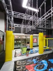 -蹦贝运动中心·蹦床·攀岩·闯关(龙岗店)