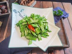 -三亚湾红树林度假酒店美食街