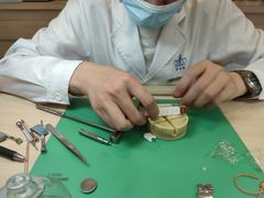 -亨吉利世界名表中心(汇金百货店)