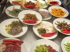 -头上红煨盐鸡·非遗院子餐厅