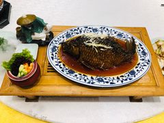 罾蹦鲤鱼-卫鼎轩·家宴(水上公园店)
