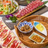 午休时间🥩从工位上转战到木偶剧院，只为你的性价比。