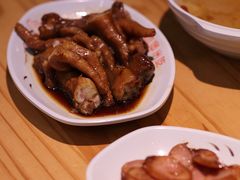 红闷鸡爪-恋萍小吃(时代店)