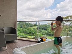 -深圳隐秀山居酒店