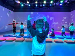 -小鸡哆哆故事屋·儿童乐园(嘉里城店)