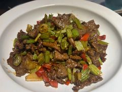 -魏铭鱼头捞饭(晋阳路店)