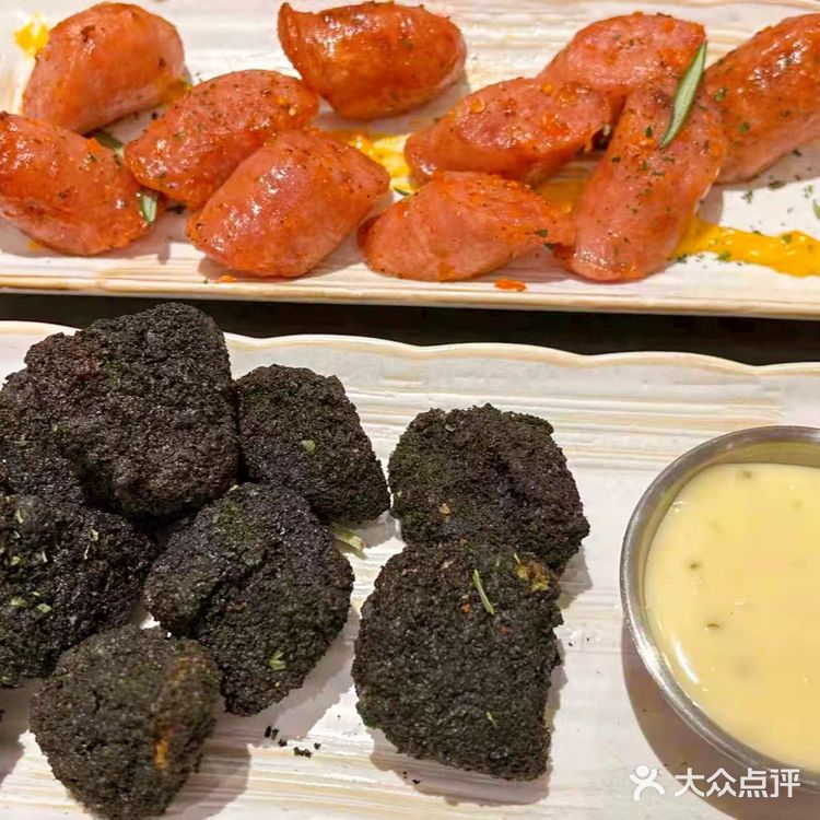 挖到披萨店隐藏菜单！配菜比饼还香