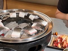-围炉肉舍丹东海鲜烤肉·烤活鳗(步行街店)