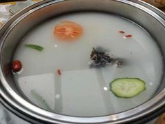 -风情丽江斑鱼火锅(孙家沟西南路80号店)
