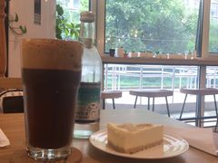 -Cafe Villa