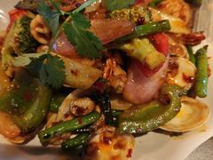 -大头虾越式风味餐厅(光明广场店)