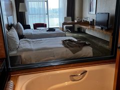 -天津滨海圣光皇冠假日酒店