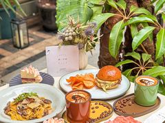 -潮一不贰·法式甜品·生日蛋糕·西式简餐(外滩店)