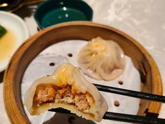 蟹粉汤包-松鹤面馆·古法焖肉面(观前店)