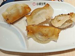 -小杨生煎(愚园路)