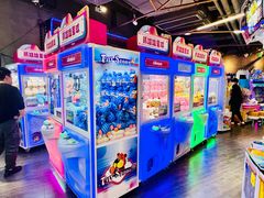 -反斗乐园π·电玩·高空拓展·蹦床(龙华天虹店)