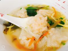 虾肉馄饨-长人馄饨铺(解放街店)