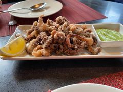 香酥鱿鱼圈配香草蛋黄酱-WOLFGANG PUCK KITCHEN & BAR(迪士尼小镇店)