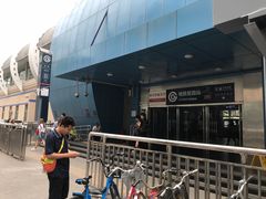-梨园(地铁站)