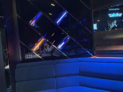 -温莎KTV(珠江路店)