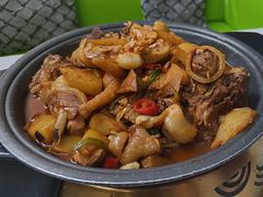 -三江源美食城