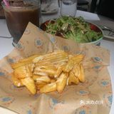 鬆啲茶餐厅（市民中心店）：味蕾的港式之旅