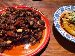 -柴窝堡22号辣子鸡·传承新疆菜