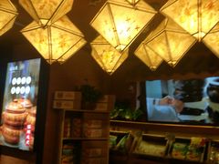 -云海肴·汽锅鸡·云南菜(天山百盛优客店)