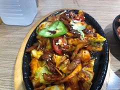 五花肉炒鱿鱼-文成焕·家族韩式餐厅