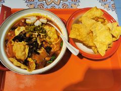 -丽丽三鲜螺蛳粉(田林路店)