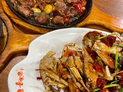 -老东镇啤酒屋海鲜加工·蒸汽海鲜·海鲜烧烤(台东店)