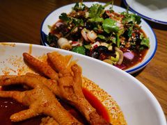 -二孃鸡爪爪(东风路总店)