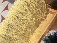 -洪氏嗨捞·广东猪肚鸡·椰子鸡火锅(西咸万象城店)