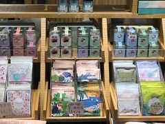 -猫的天空之城概念书店(苏州诚品店)