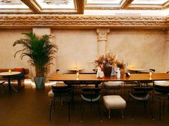 -玲婧胡同·生日蛋糕·餐厅(嘉里城店)