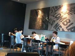 -星巴克臻选(上海长风大悦城店)