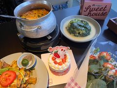 -大头虾越式风味餐厅(光明广场店)