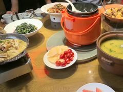 -黄泥岗·地道湖北菜(奥特莱斯店)