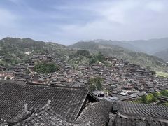 -西江千户苗寨-百年吊脚楼