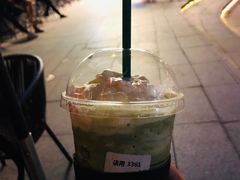 -星巴克臻选(南京艾尚天地店)