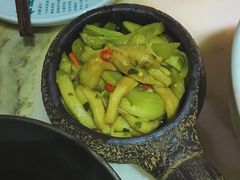 手撕茄子-佬麻雀·新湘菜(珠海金发购物中心店)