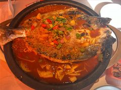 -鸣记脆皮烤鱼·海鲜烤鱼(三八广场店)