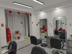 -LILI·HAIR SALON理理造型