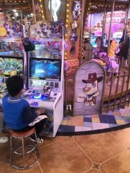 点击看大图 -卡通尼乐园(五彩世界店)