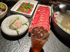 -三出山火锅(南京万象天地店)