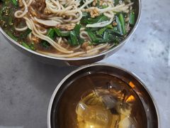 -正宗杨记普洱酸醋米线(总店)