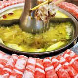 铜锅涮肉初体验🧐真不愧是老坛酸菜阿…